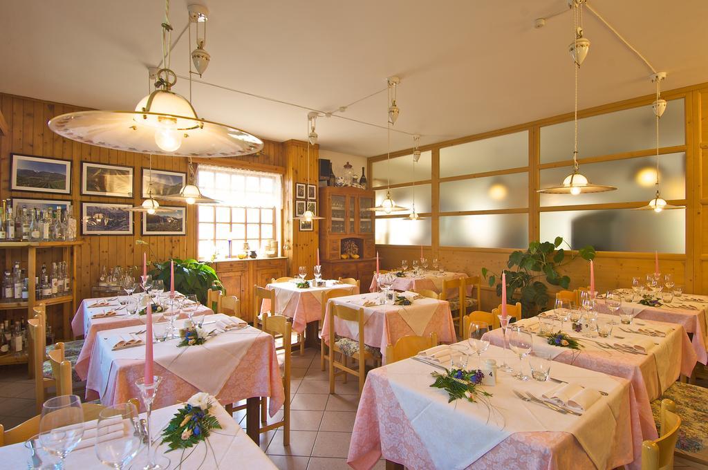 Altavilla Locanda E Tipica Trattoria Bianzone Exterior photo